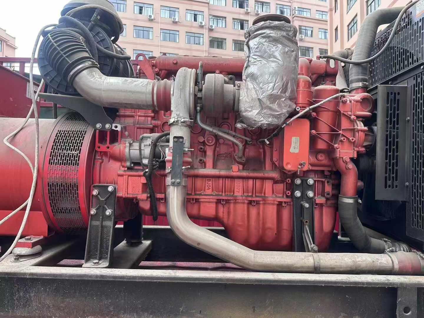 万柏林如何选择适合 600kW 柴油发电机组的过载保护器？