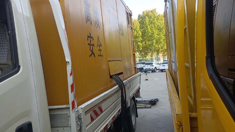 万柏林如何判断柴油发电机组和UPS电源的切换时间是否符合要求？