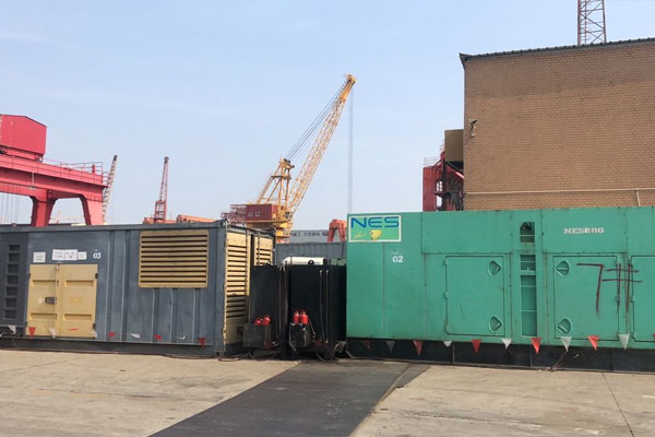万柏林发电机出租空气滤清器的清洁频率是多少？
